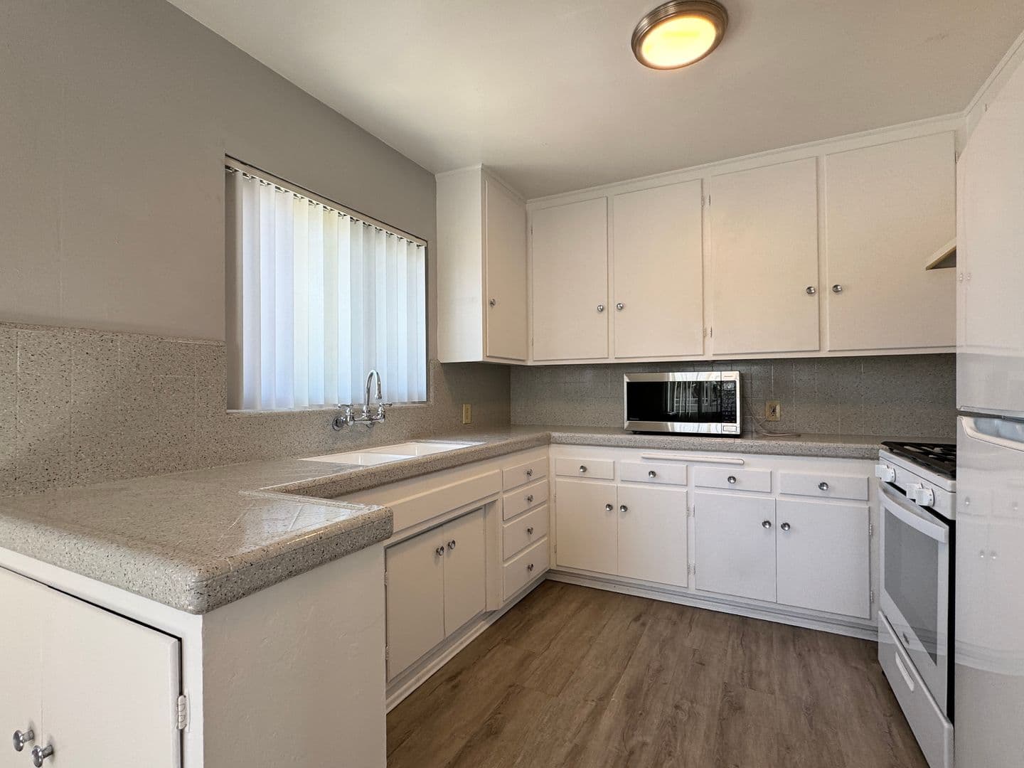 El Cajon Apartment: 110 W. Renette Ave.