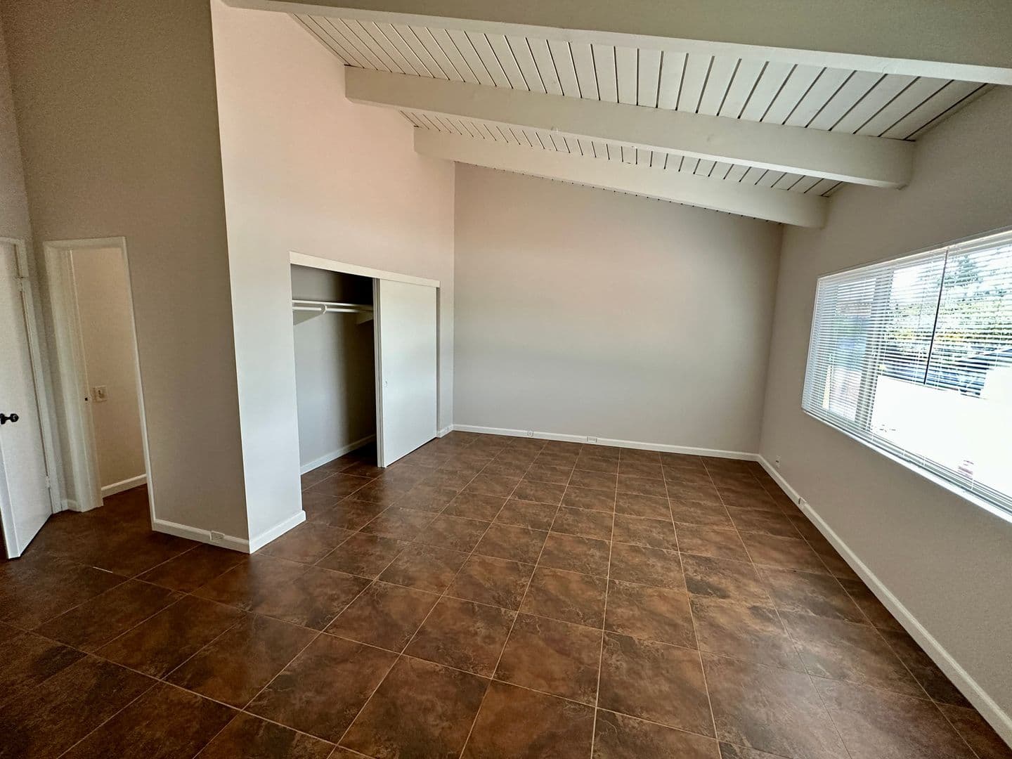 San Diego Townhome: 3266 Loma Riviera