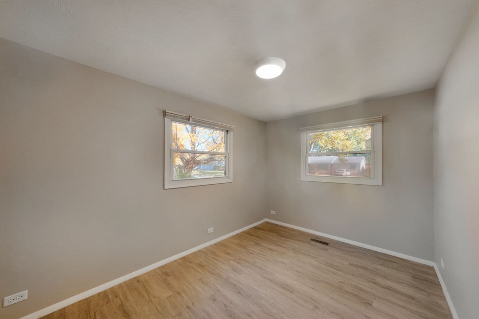 Champaign House: 1507 Thornton Dr.