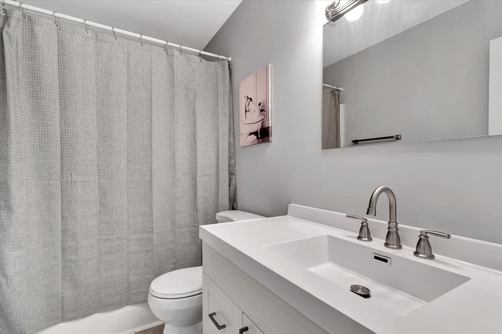 Champaign Apartment: 2406 Leeper Dr.