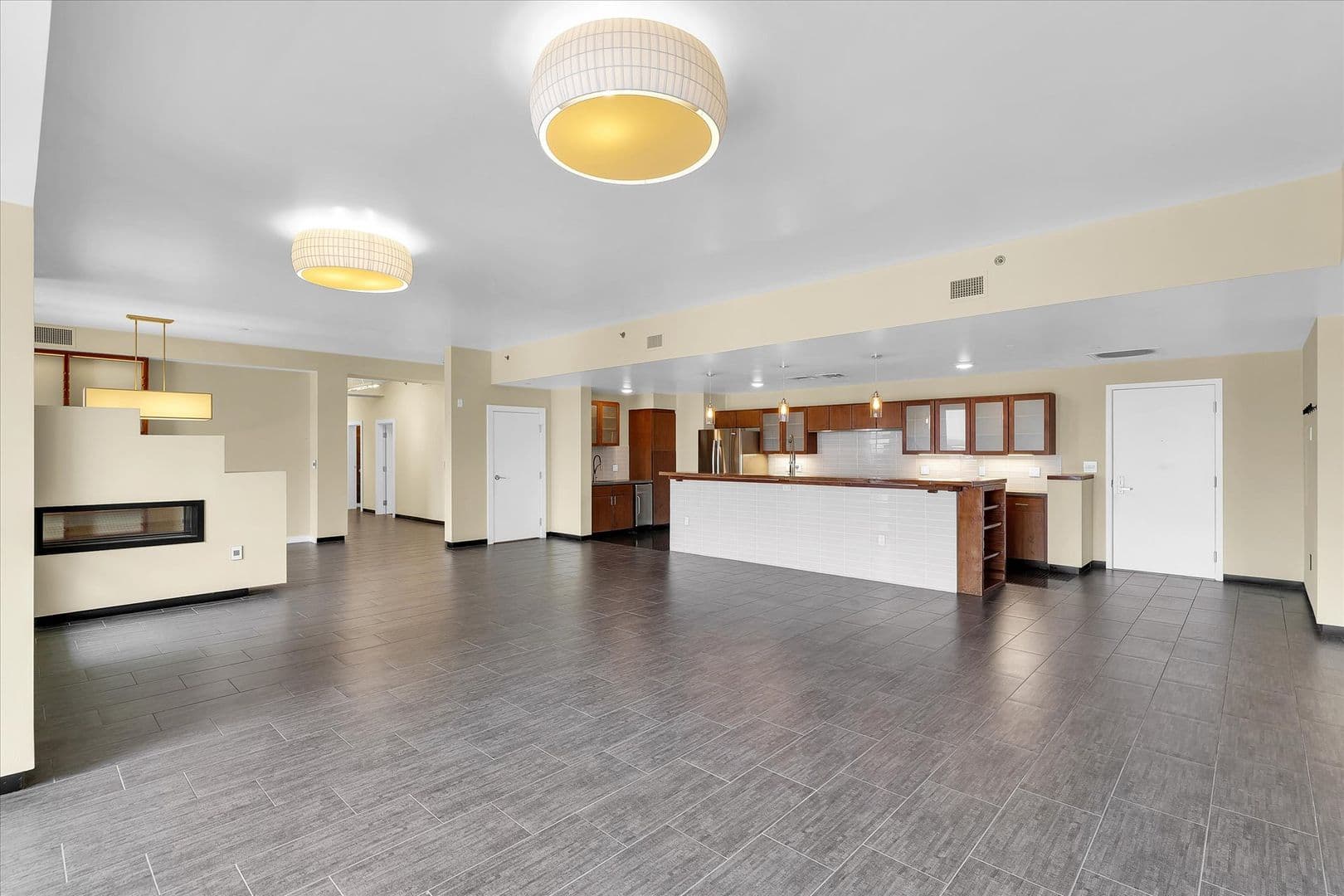 Champaign Condo: 301 N. Neil St.