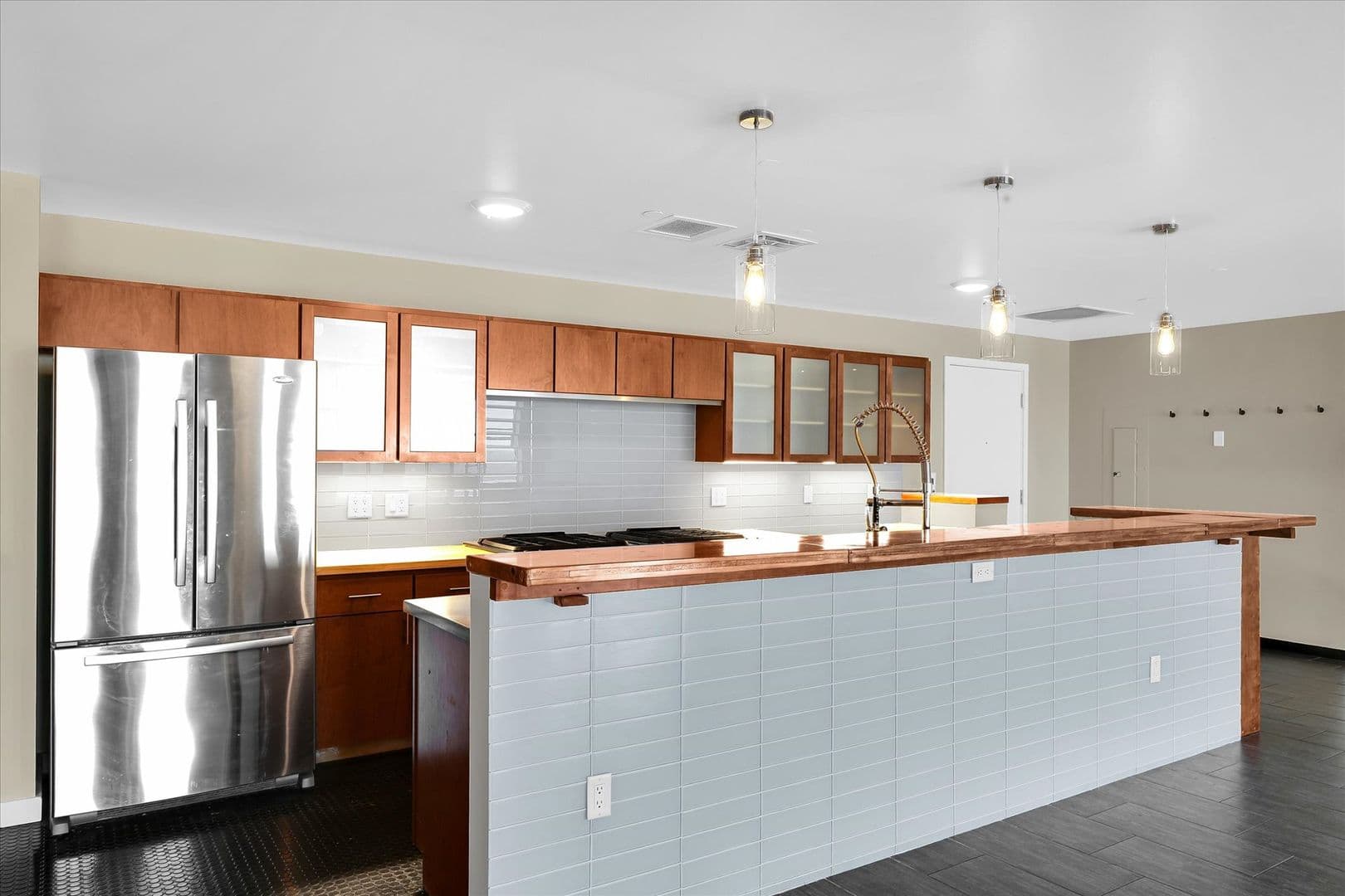 Champaign Condo: 301 N. Neil St.