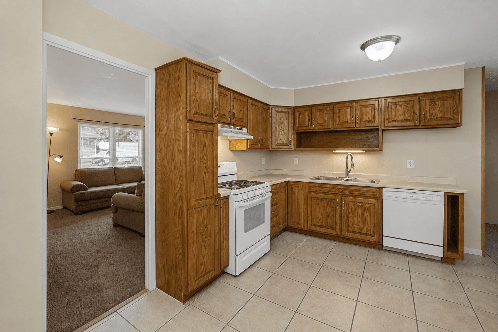 Champaign House: 2509 Sheridan Dr.