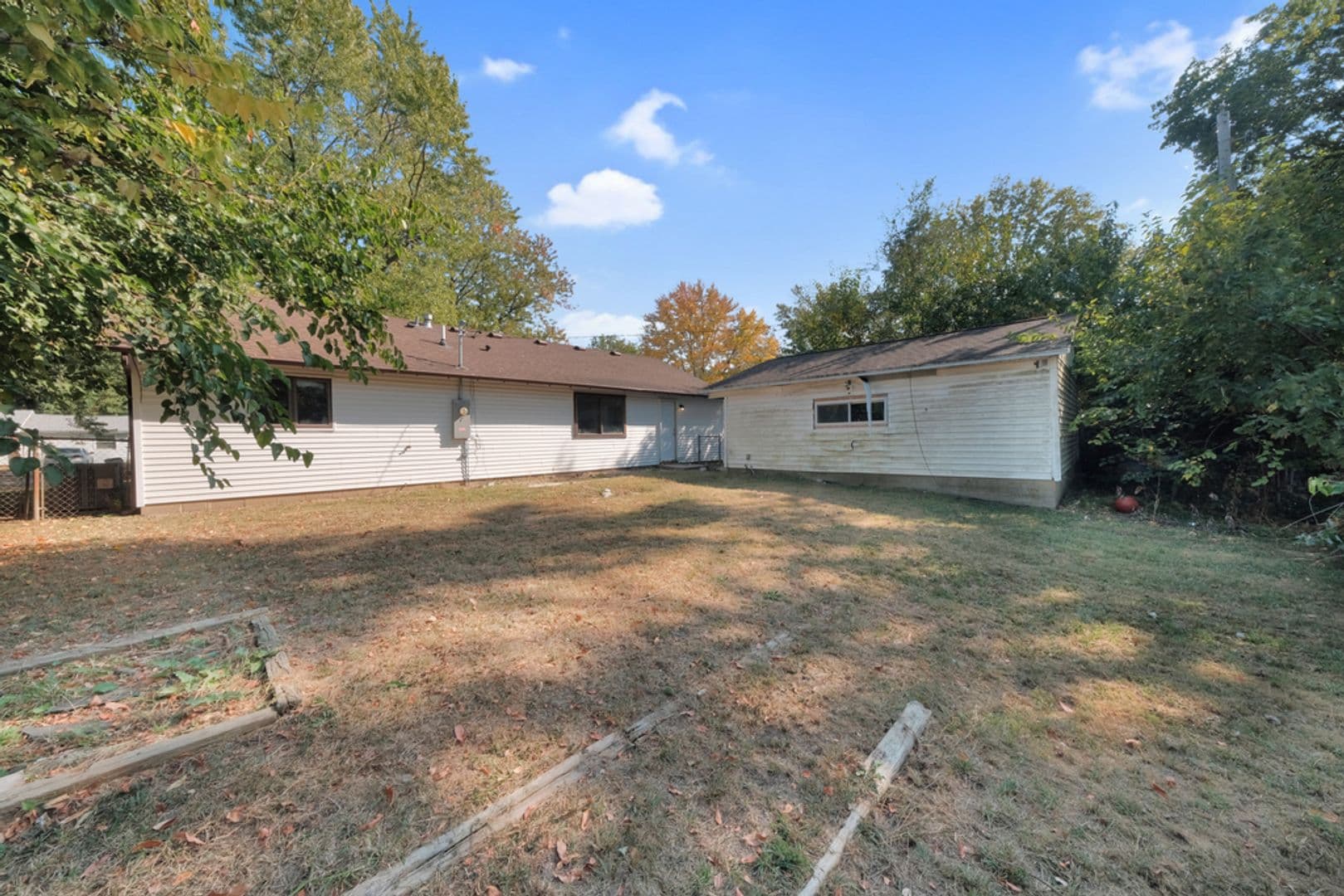 Champaign House: 1507 Thornton Dr.