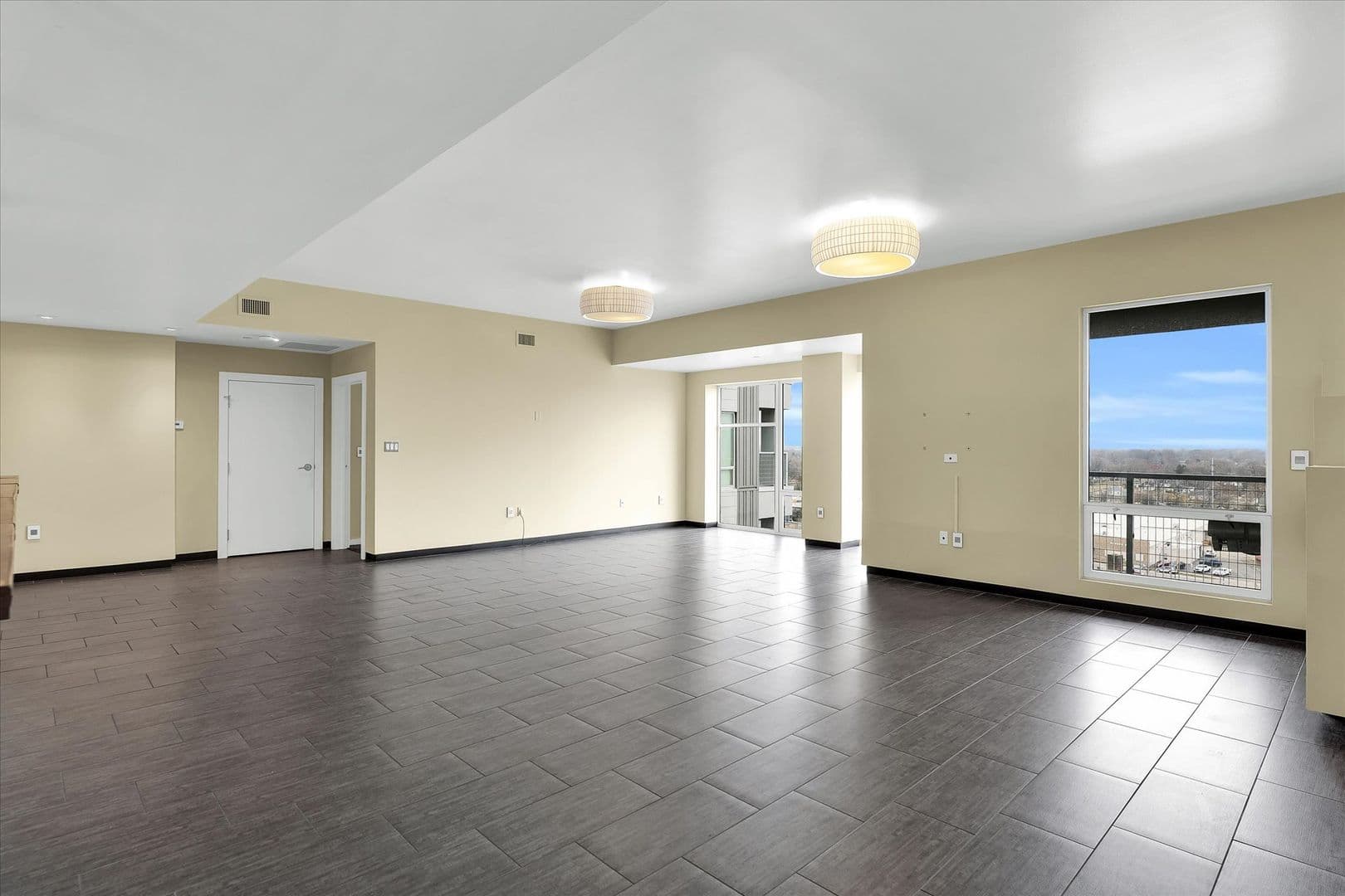 Champaign Condo: 301 N. Neil St.