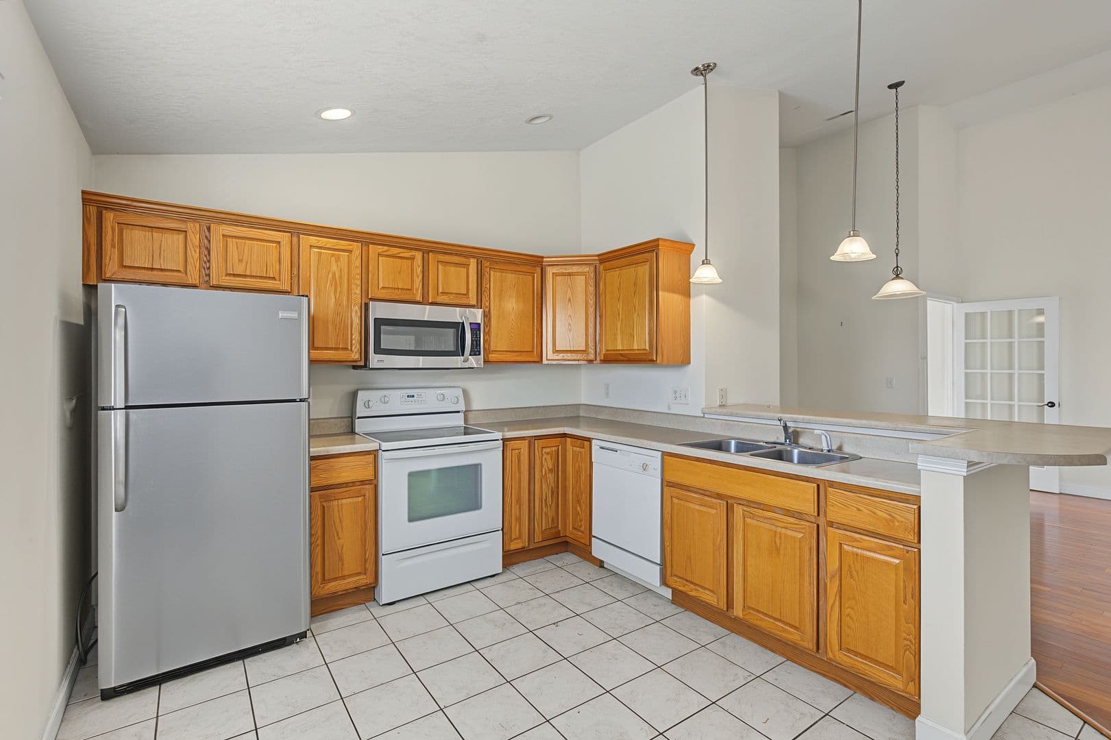 Champaign Condo: 3856 Thornhill Dr.
