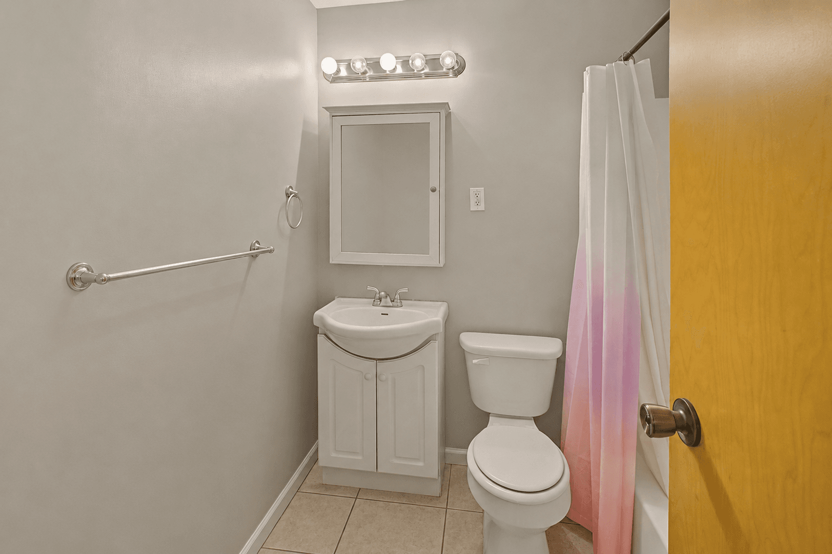 Champaign House: 2509 Sheridan Dr.