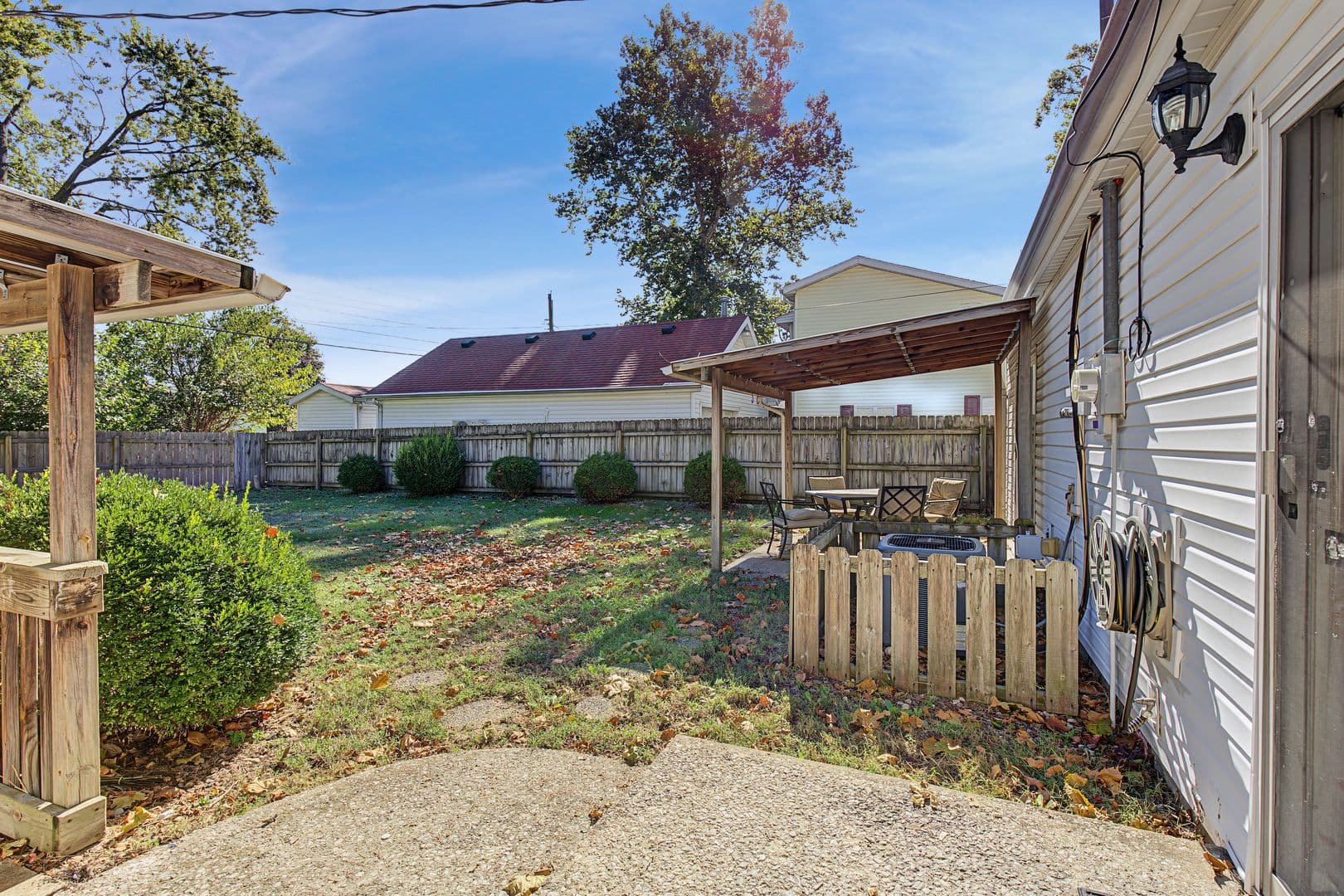 Champaign House: 1704 Ridgeland Dr.