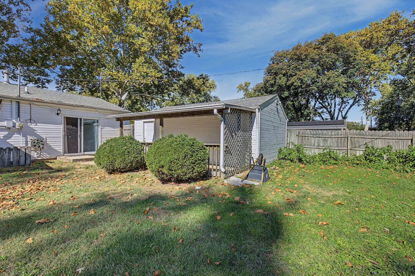 Champaign House: 1704 Ridgeland Dr.