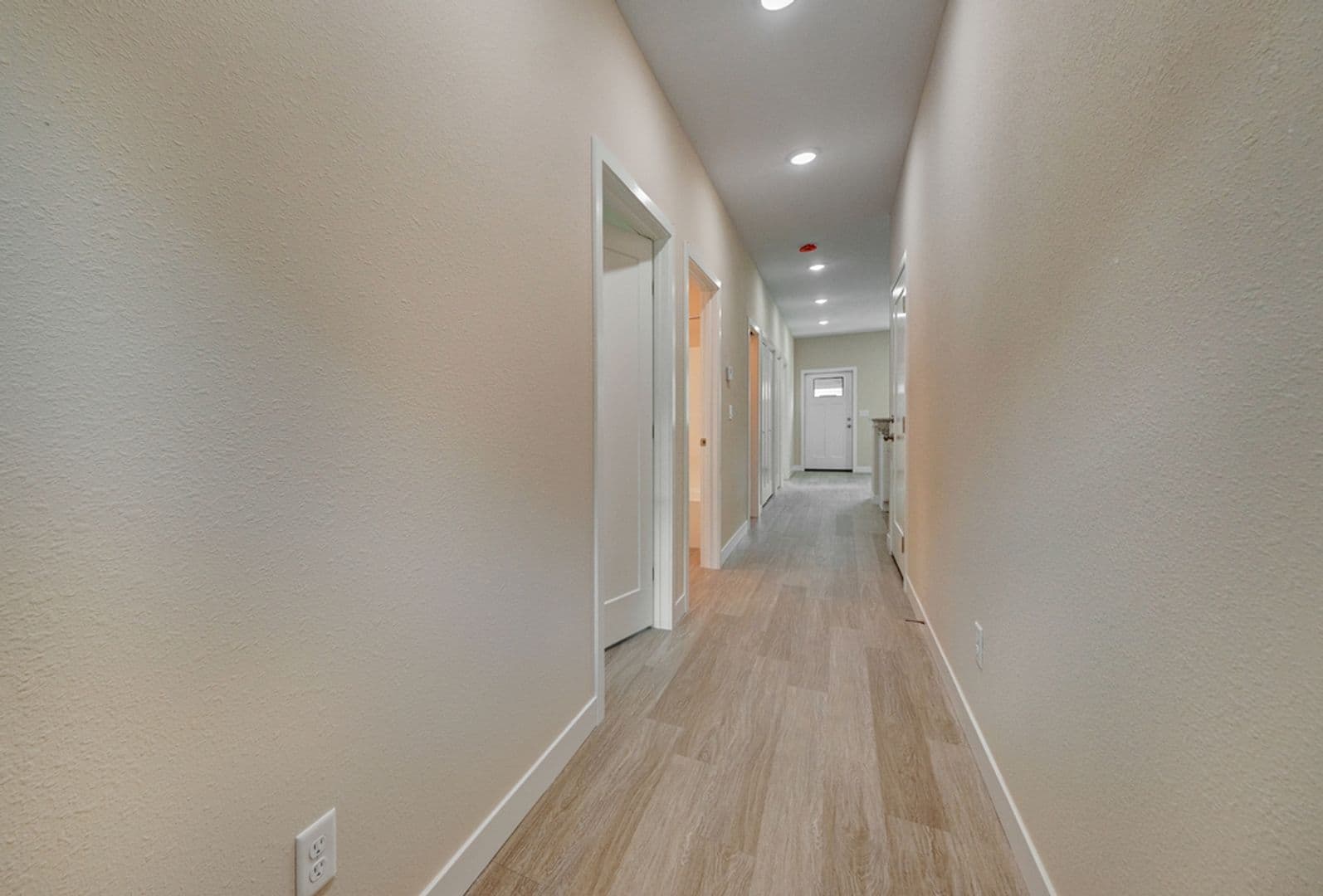 Tuscola Condo: 111 E. Ensey