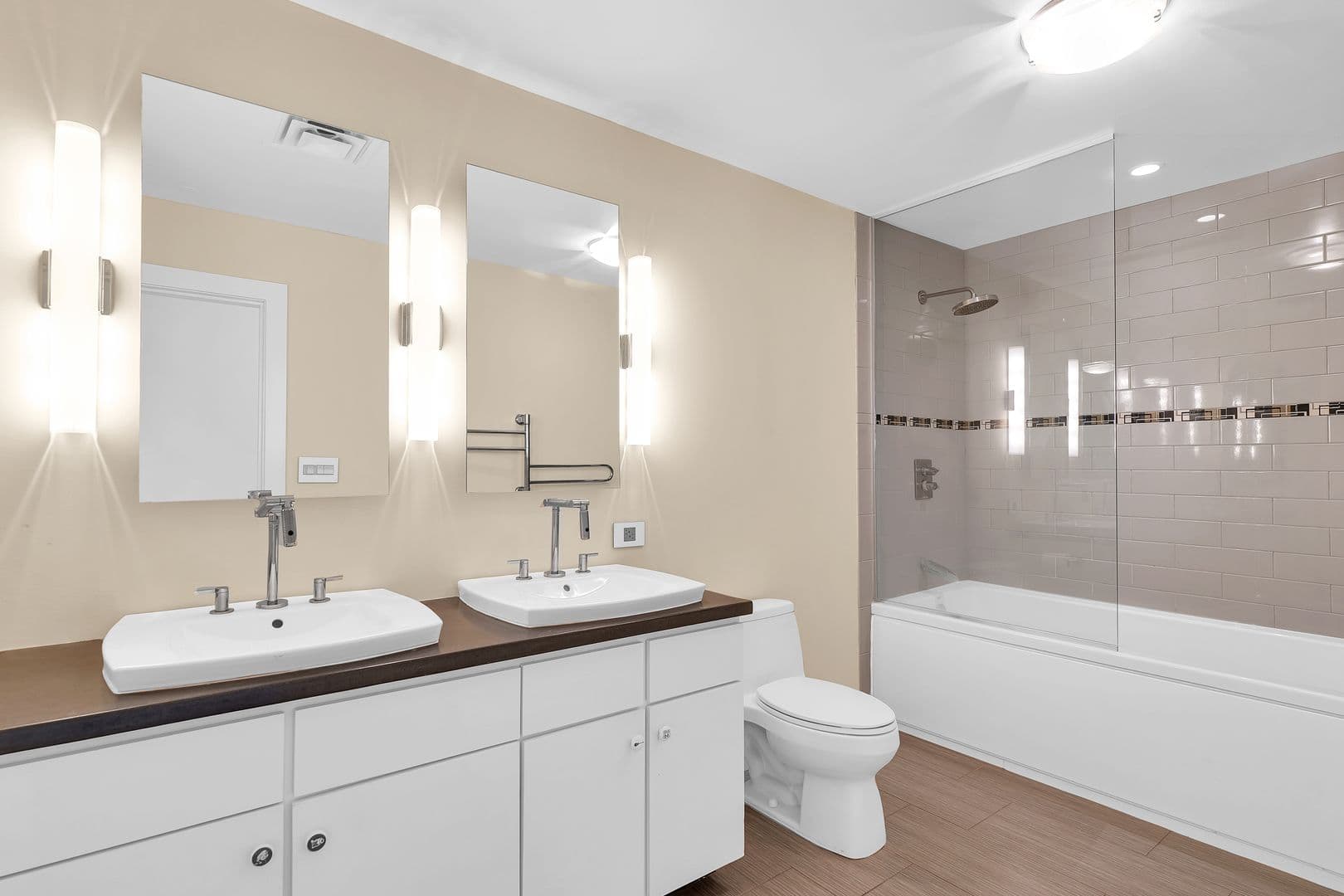 Champaign Condo: 301 N. Neil St.