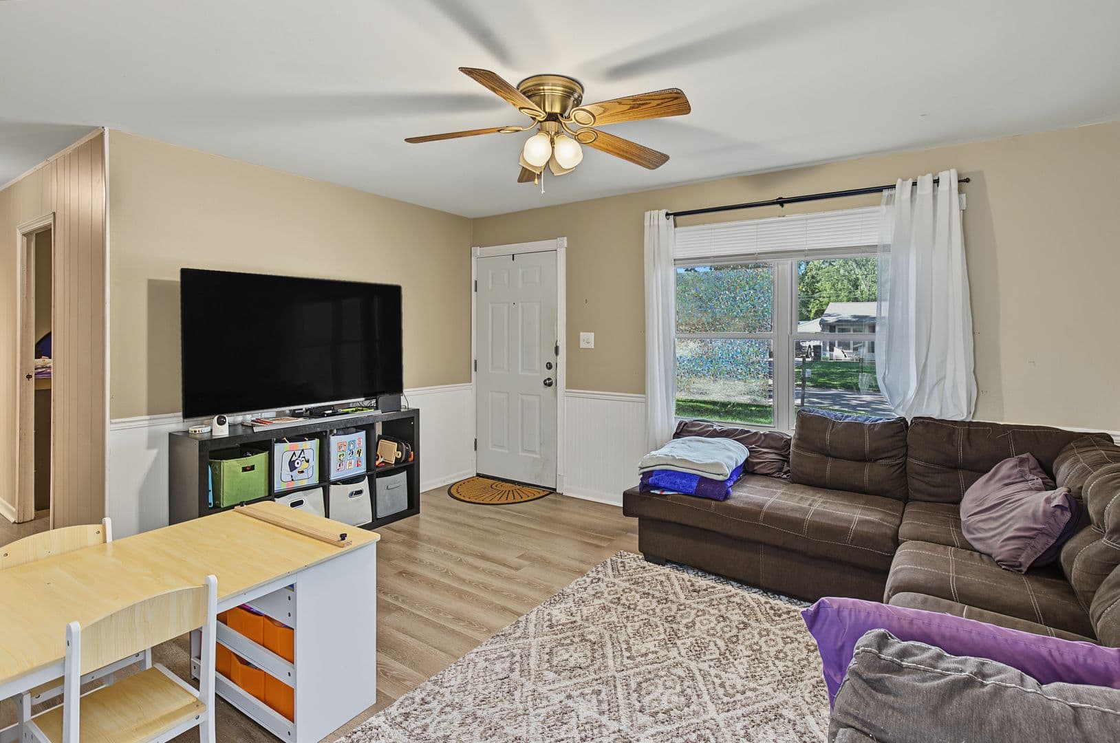 Champaign House: 1704 Ridgeland Dr.