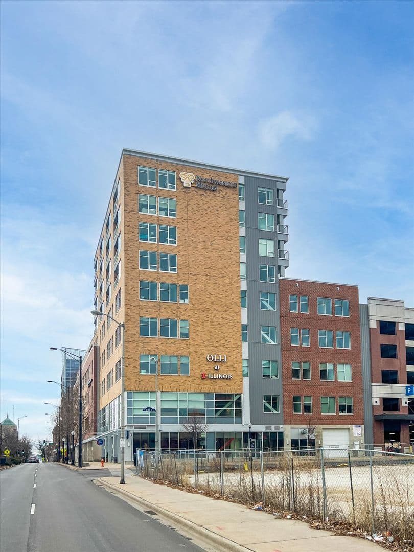 Champaign Condo: 301 N. Neil St.