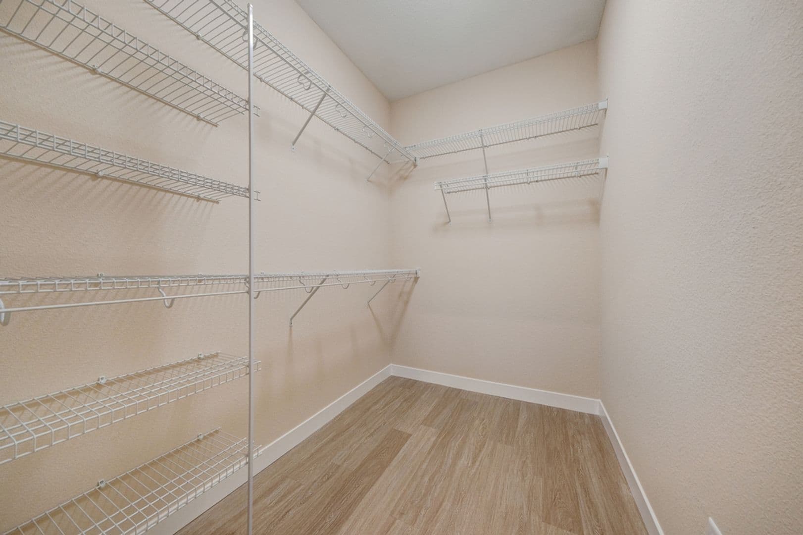 Tuscola Condo: 111 E. Ensey