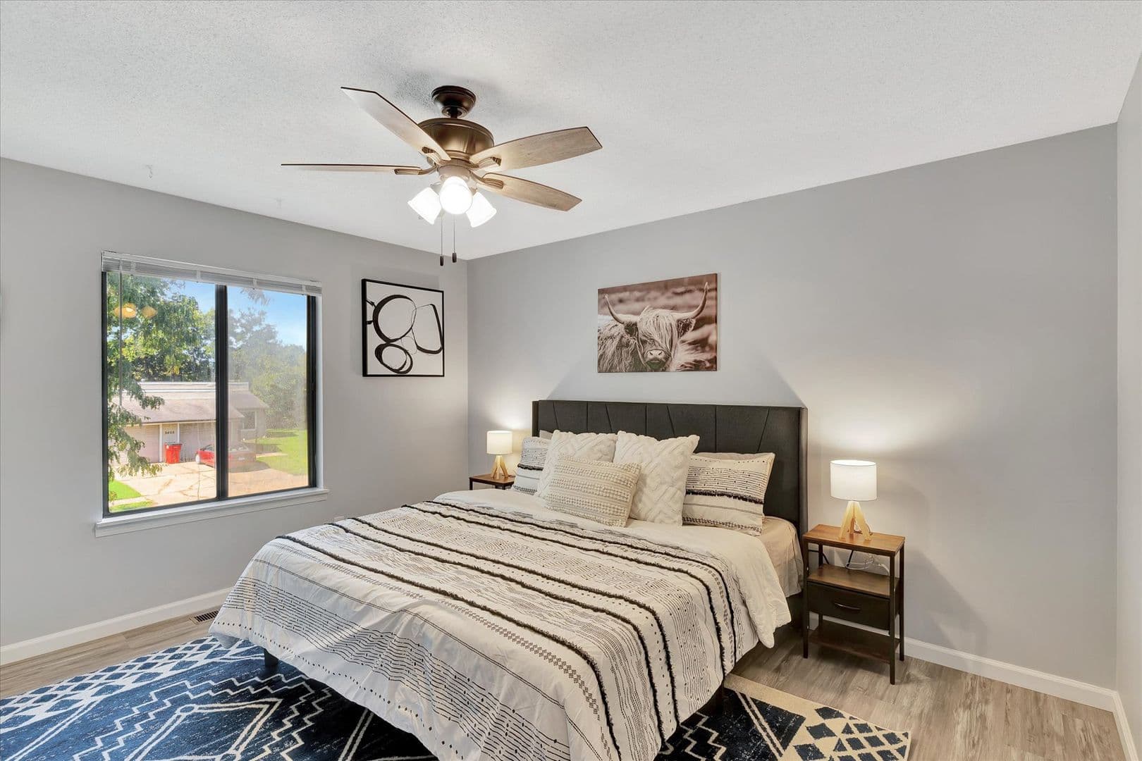 Champaign Apartment: 2406 Leeper Dr.