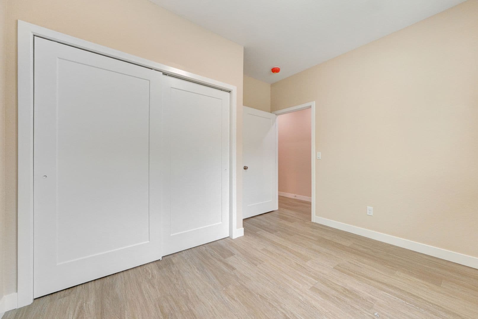 Tuscola Condo: 111 E. Ensey