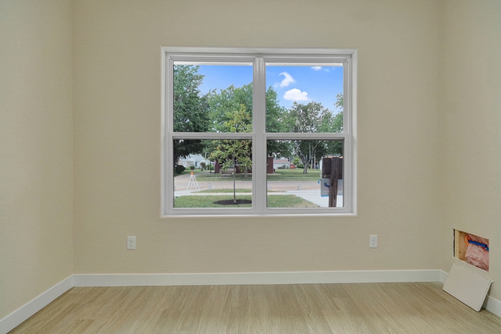 Tuscola Condo: 111 E. Ensey