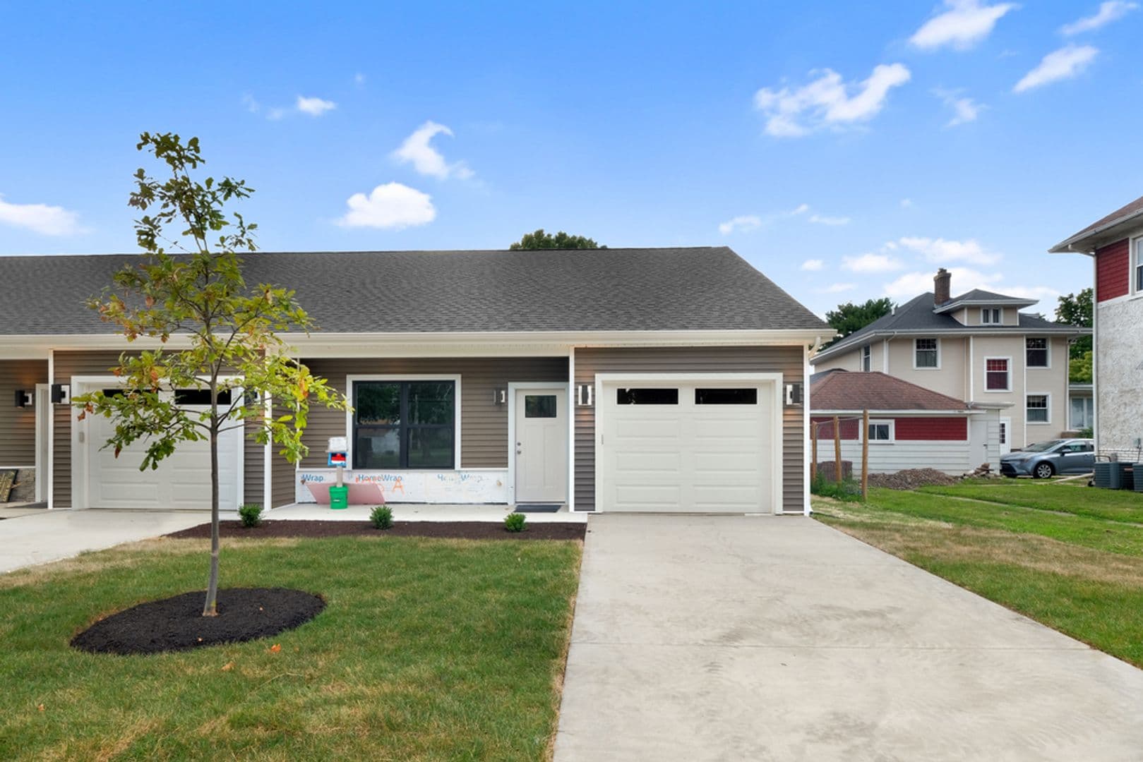 Tuscola Condo: 111 E. Ensey