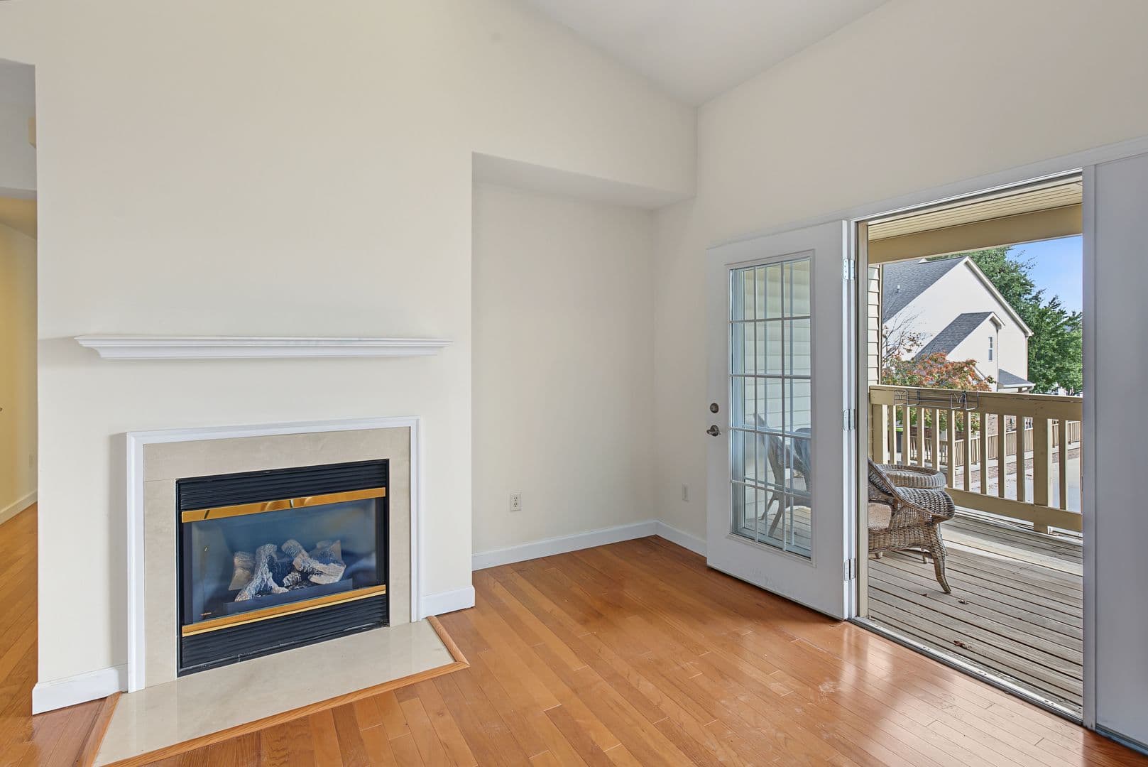 Champaign Condo: 3856 Thornhill Dr.