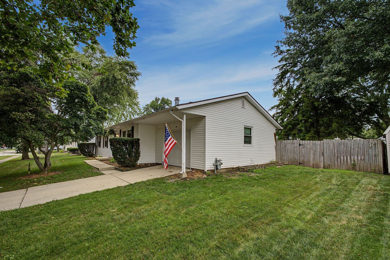 Champaign House: 2412 Southwood Dr.