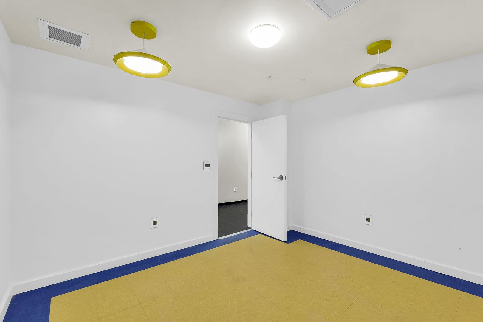 Champaign Condo: 301 N. Neil St.