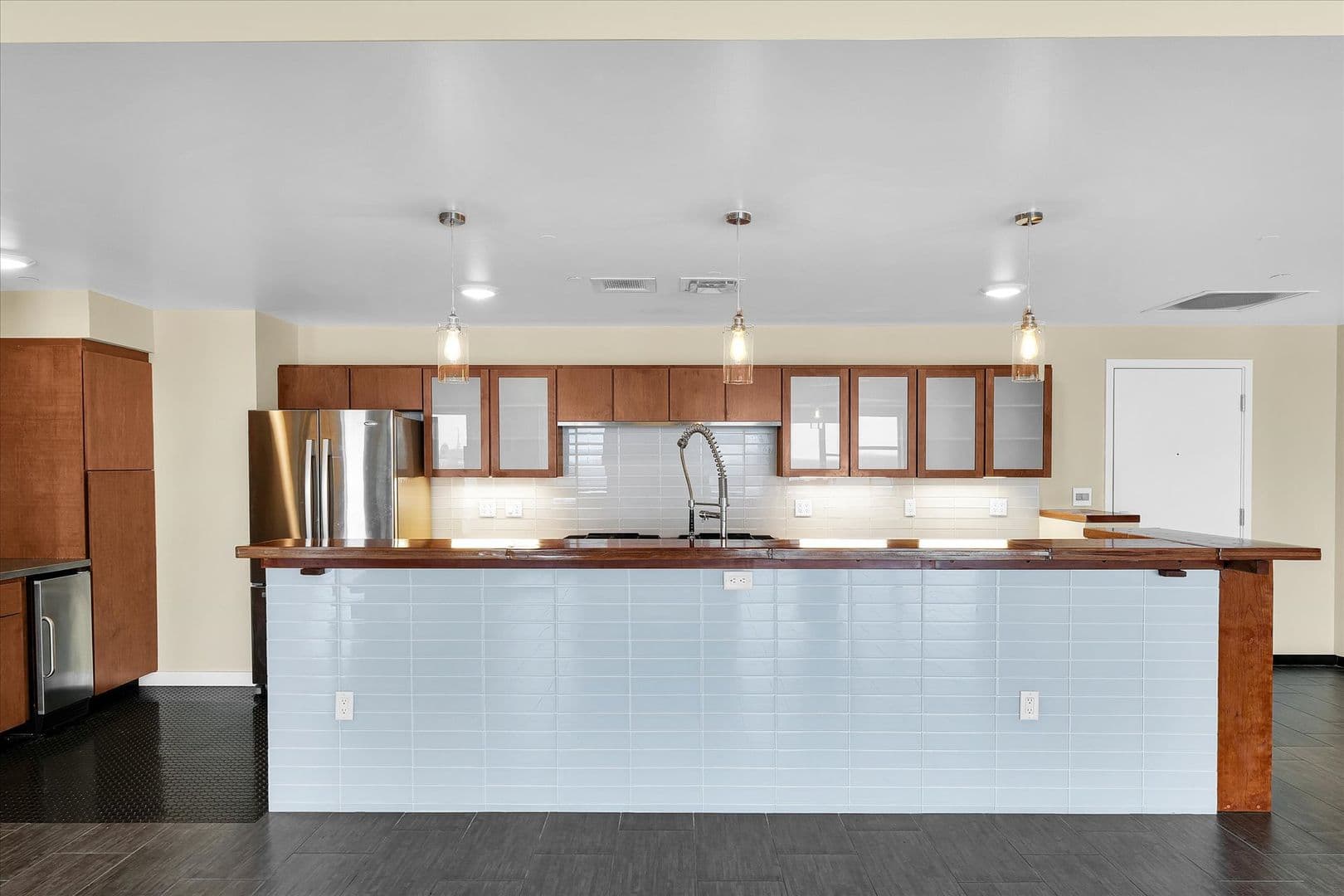 Champaign Condo: 301 N. Neil St.