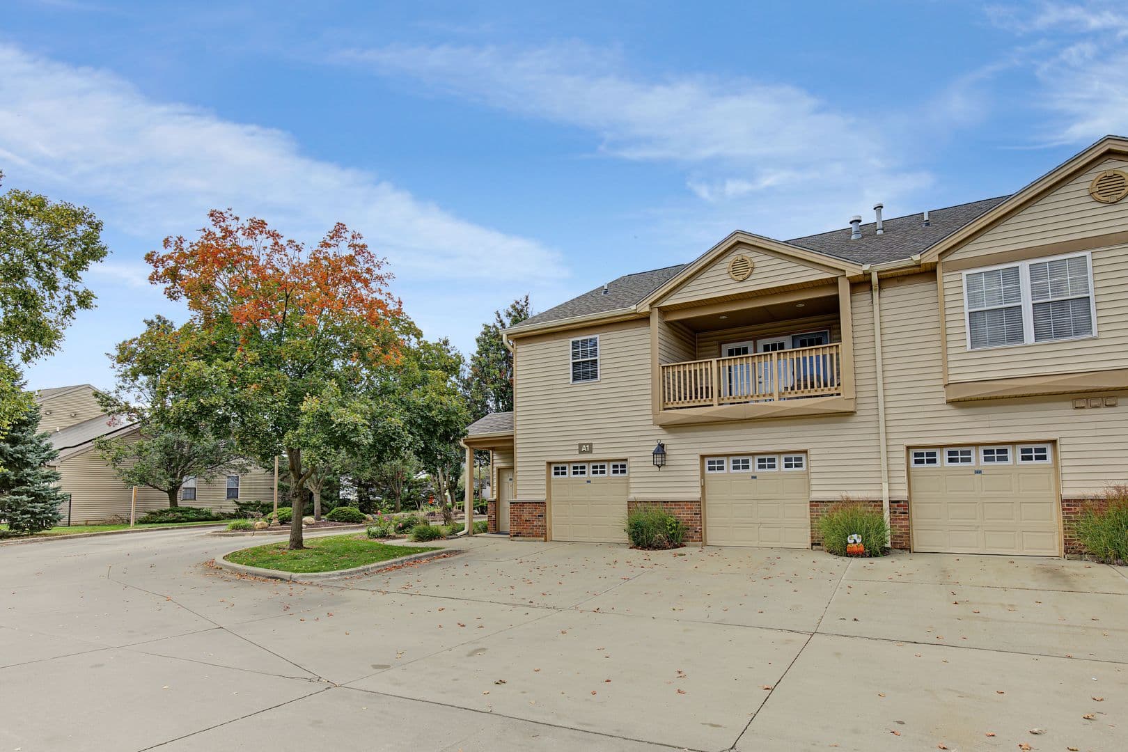 Champaign Condo: 3856 Thornhill Dr.