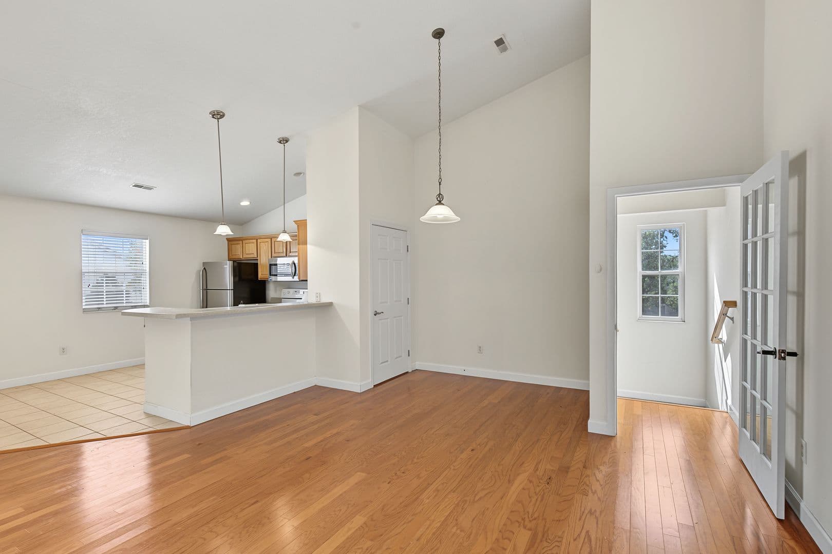 Champaign Condo: 3856 Thornhill Dr.