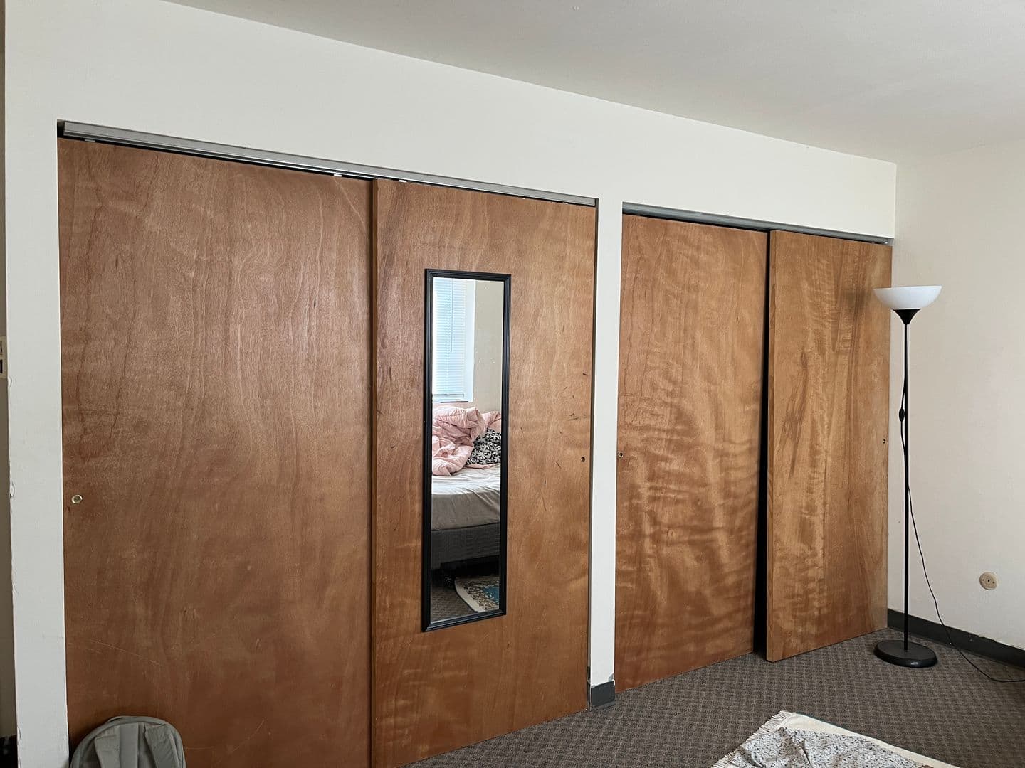 Ithaca Apartment: 516 University Ave