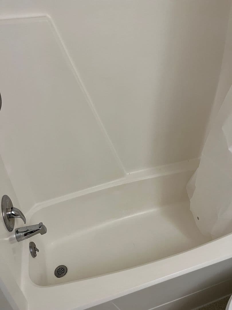Ithaca Apartment: 516 University Ave