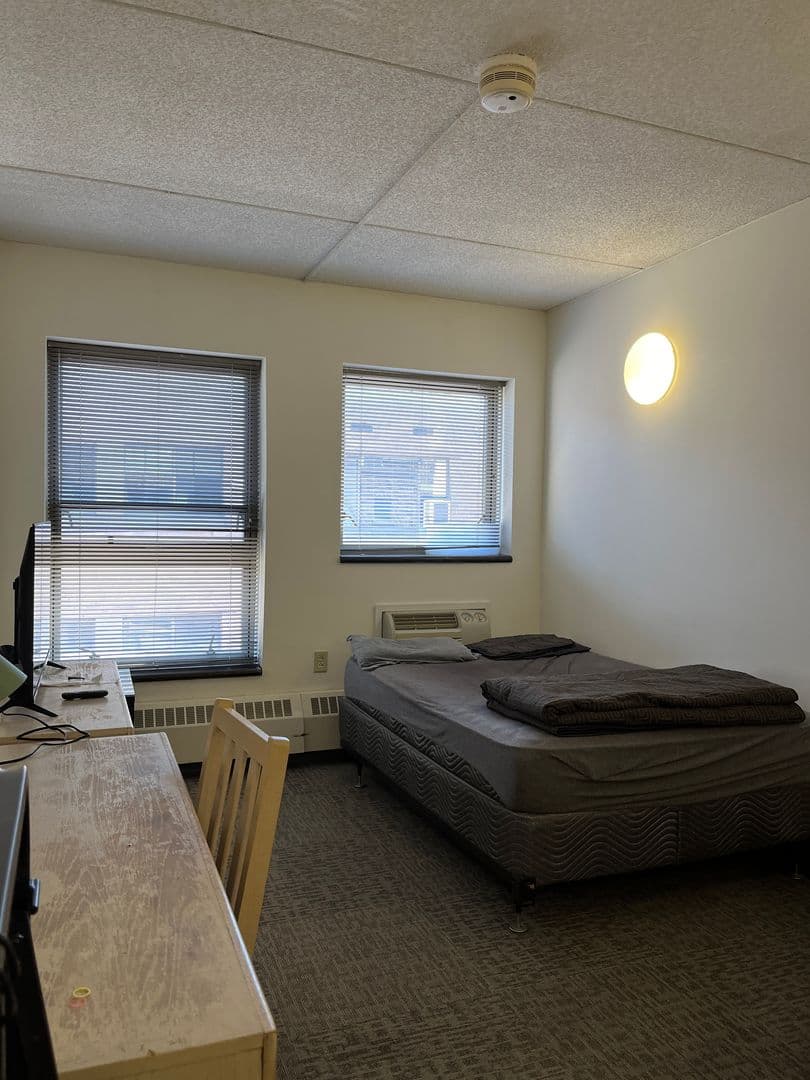 Ithaca Apartment: 407 College Ave