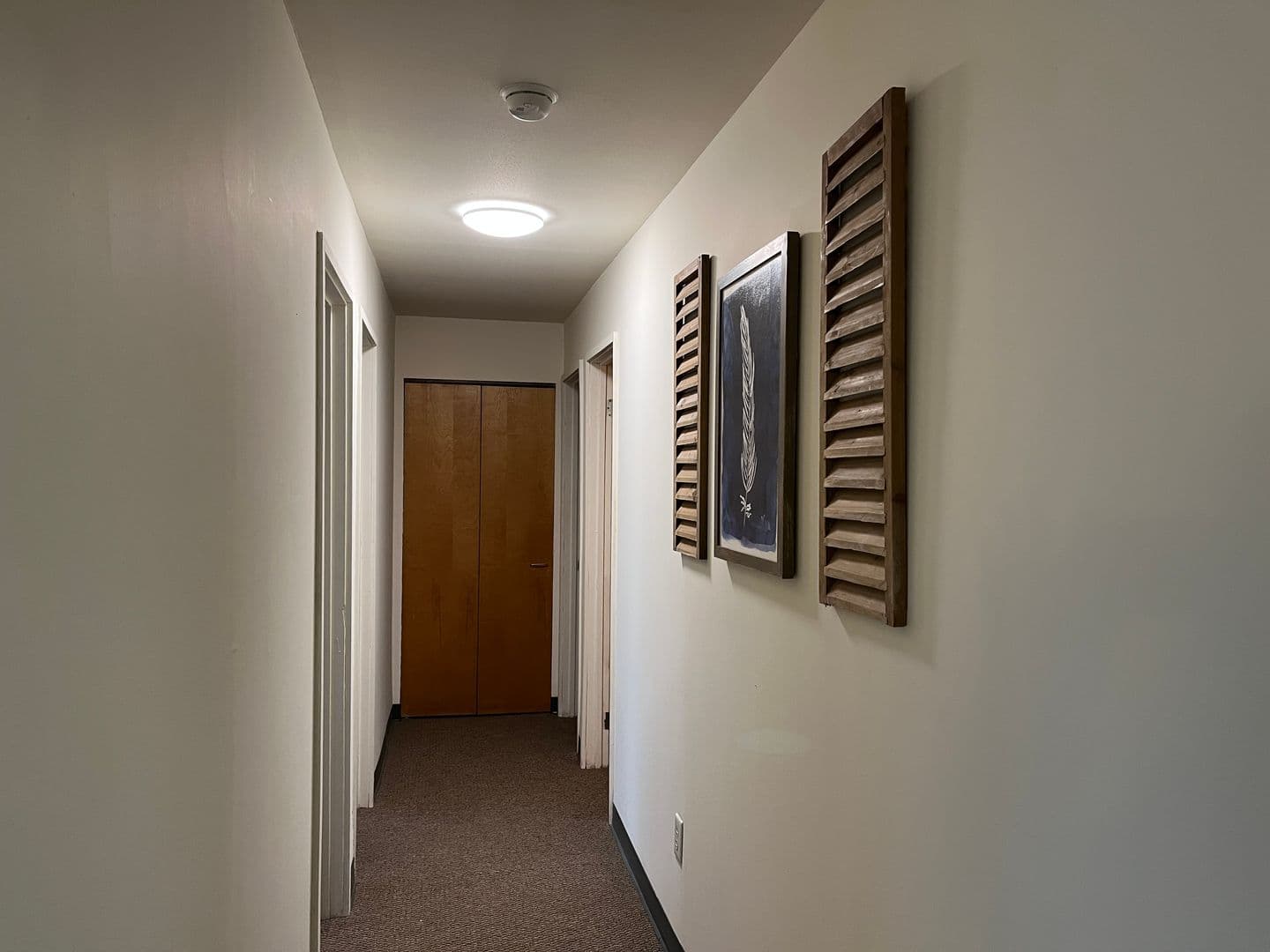 Ithaca Apartment: 516 University Ave