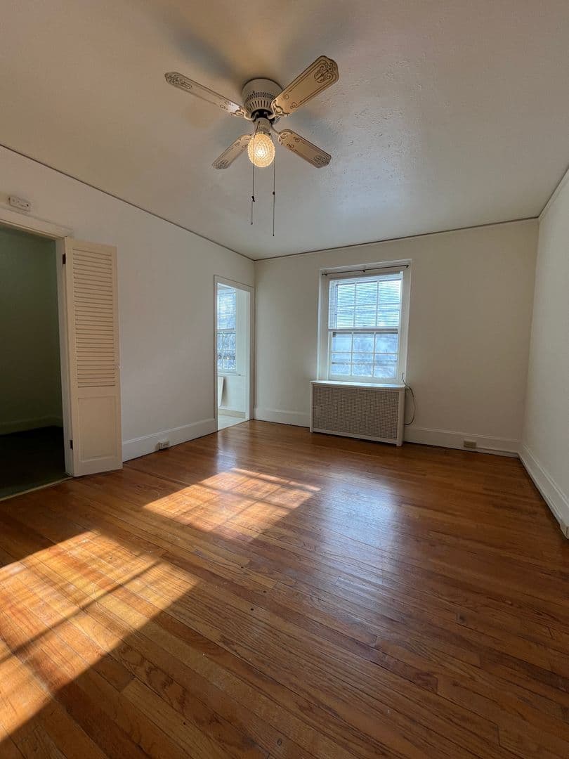 Ithaca Apartment: 100 W Buffalo St