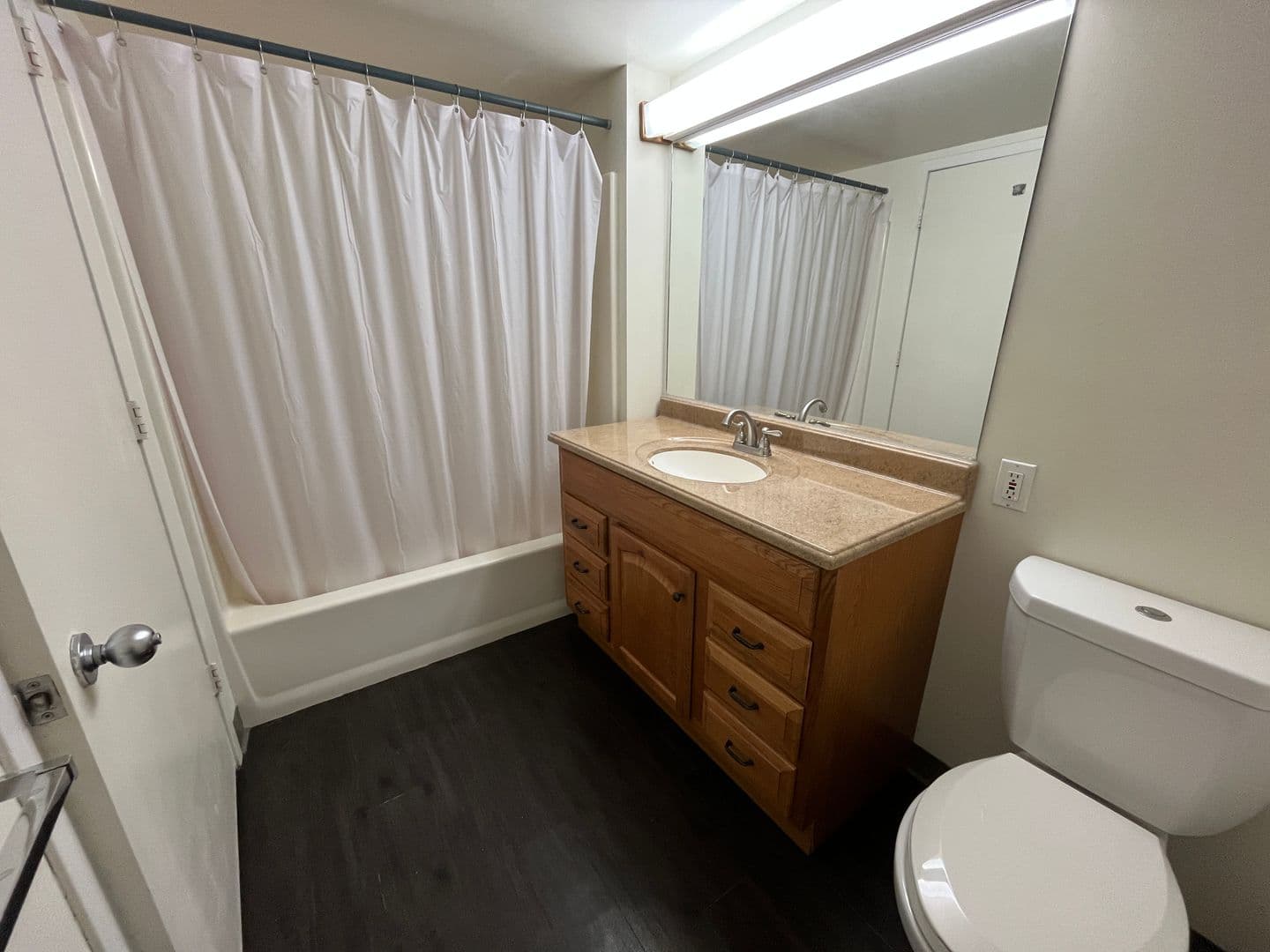 Ithaca Apartment: 110 Dryden Rd