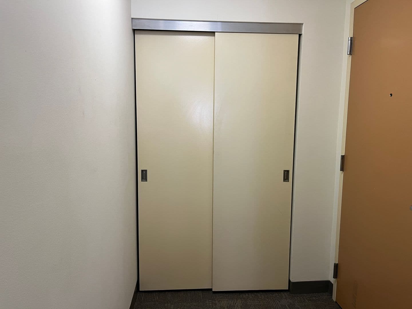 Ithaca Apartment: 407 College Ave