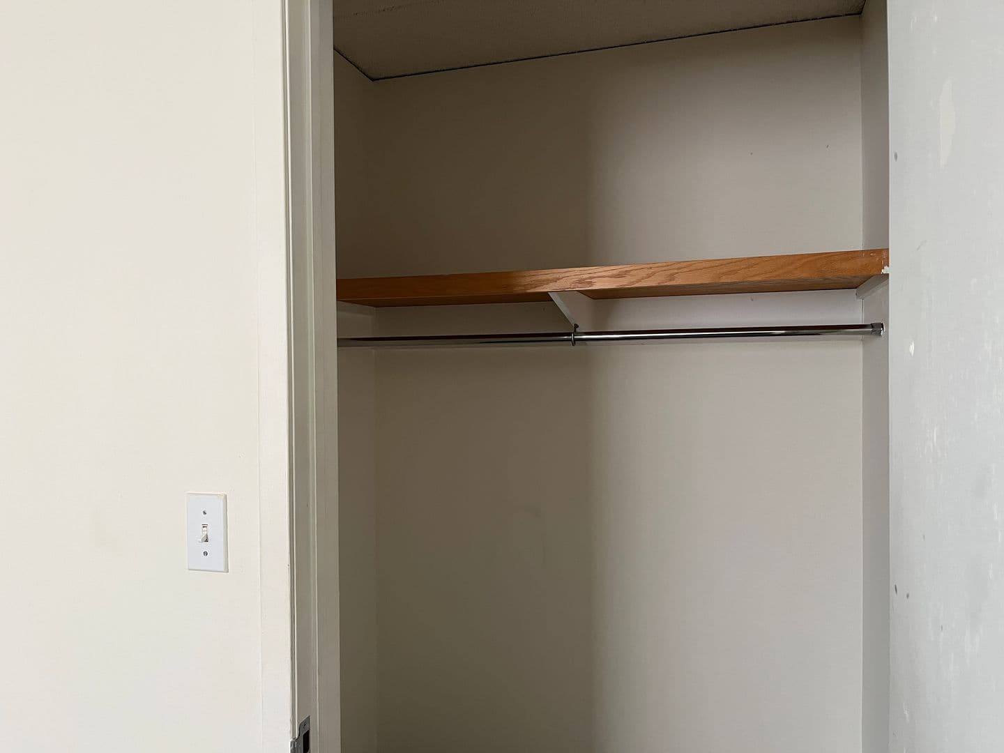 Ithaca Apartment: 110 Dryden Rd