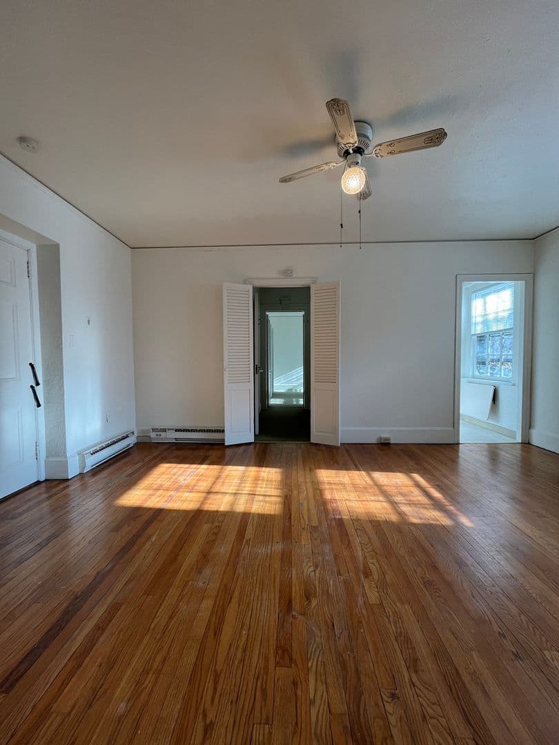 Ithaca Apartment: 100 W Buffalo St