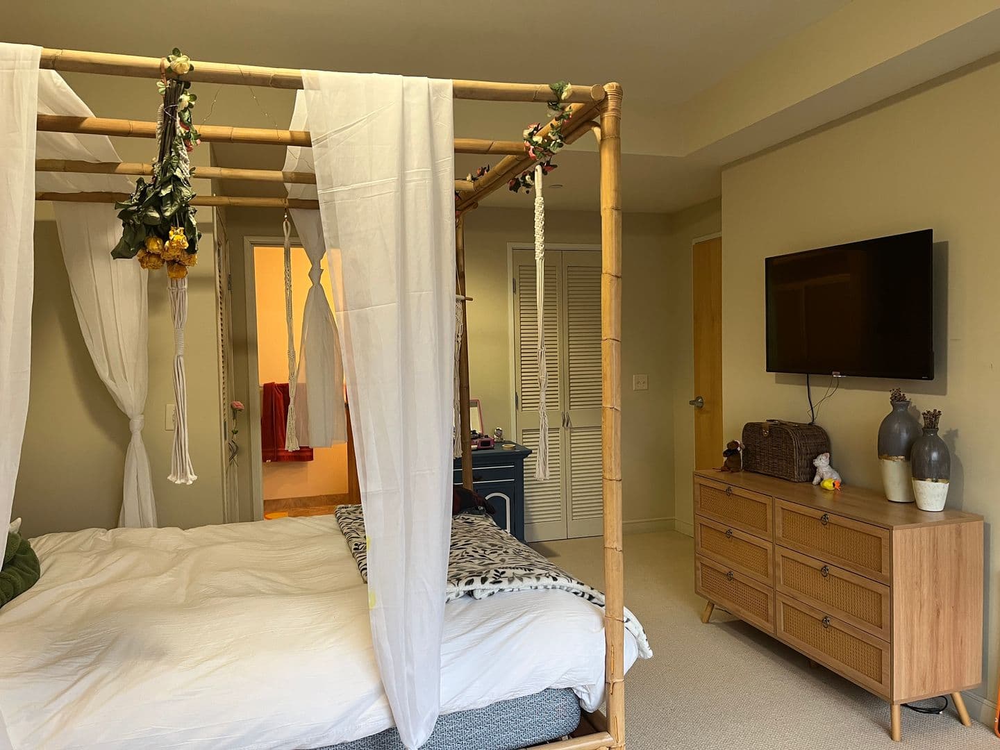 Ithaca Apartment: 311 E Green