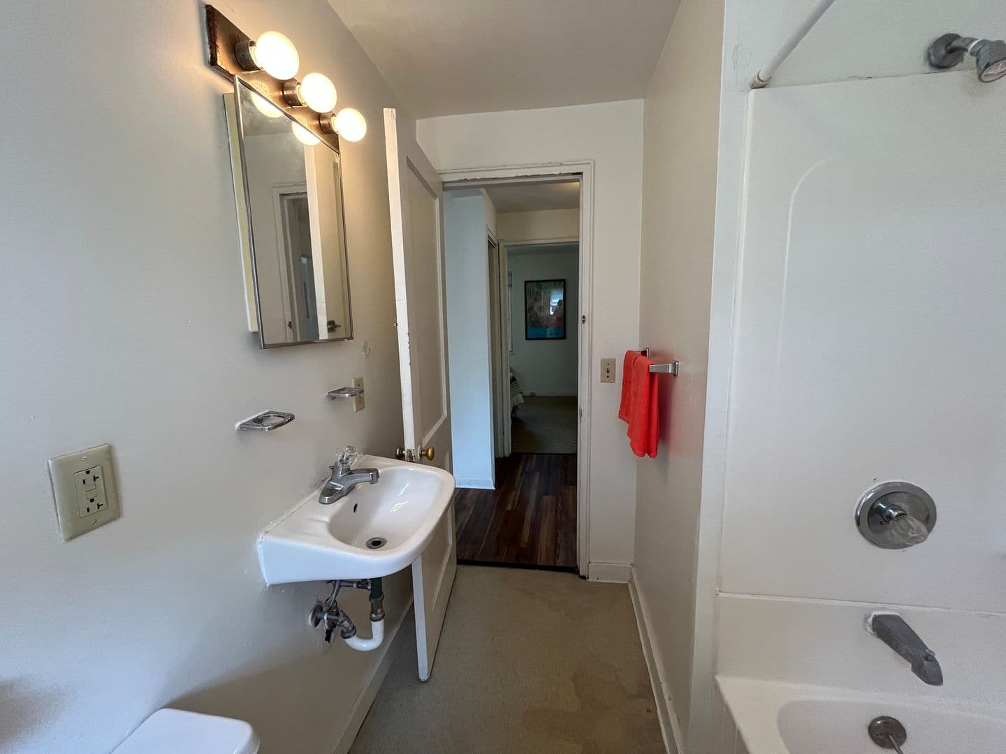 Ithaca Apartment: 319 Highland Ave