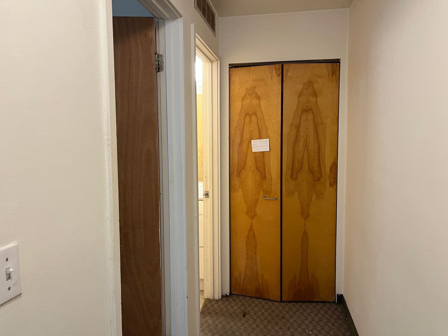 Ithaca Apartment: 516 University Ave