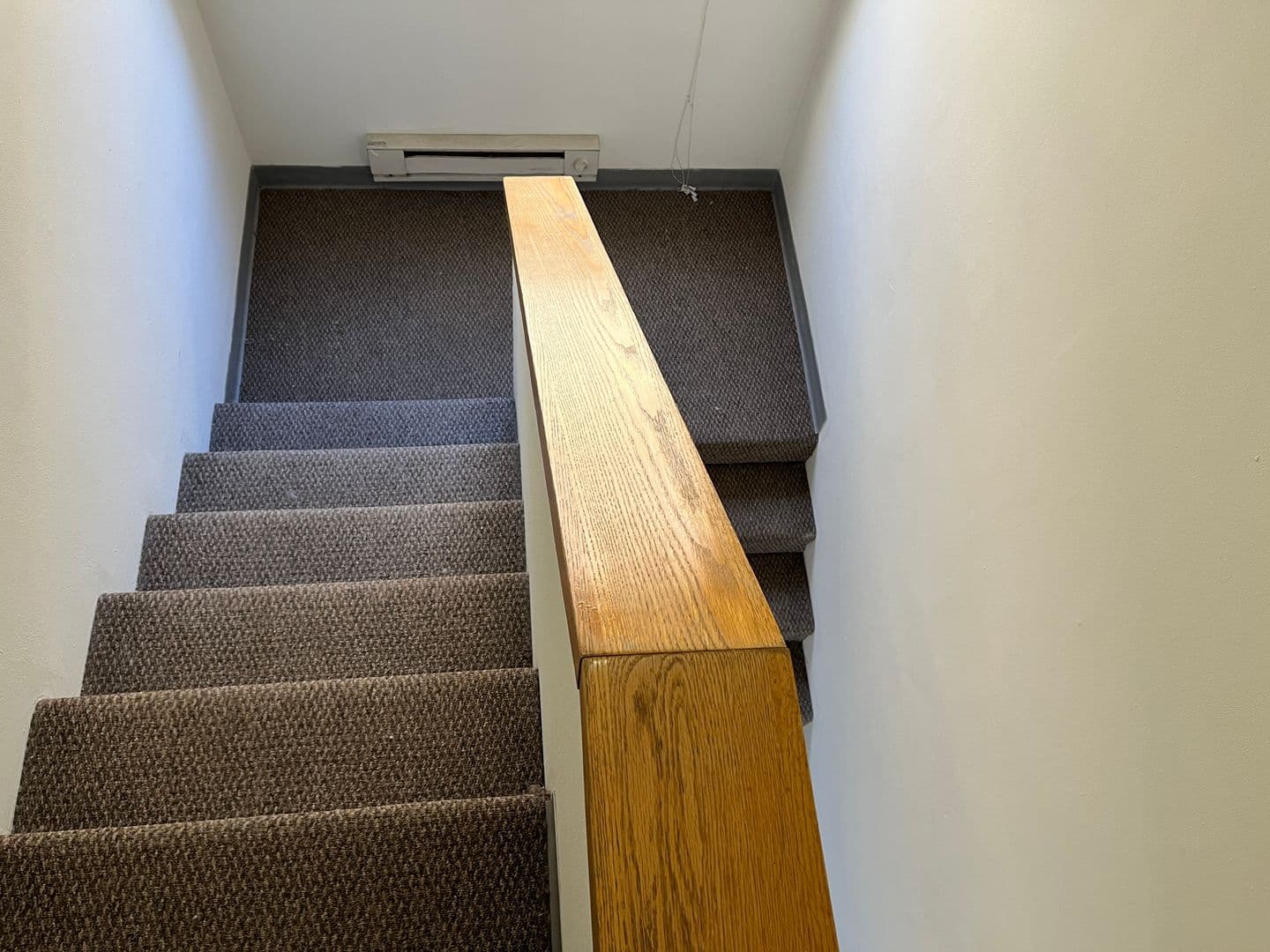 Ithaca Apartment: 516 University Ave