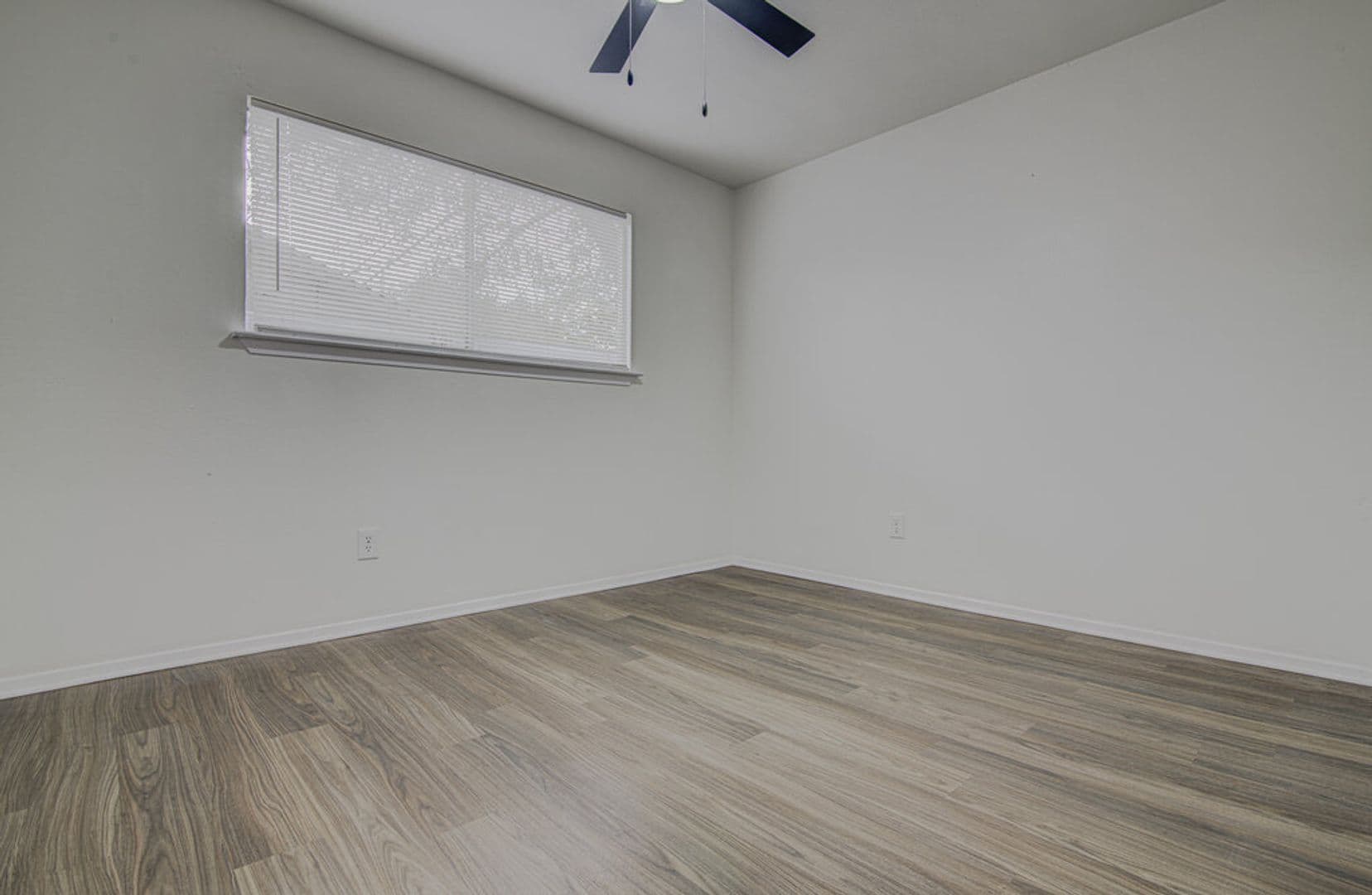 Round Rock Apartment: 426 Chisholm Valley Dr
