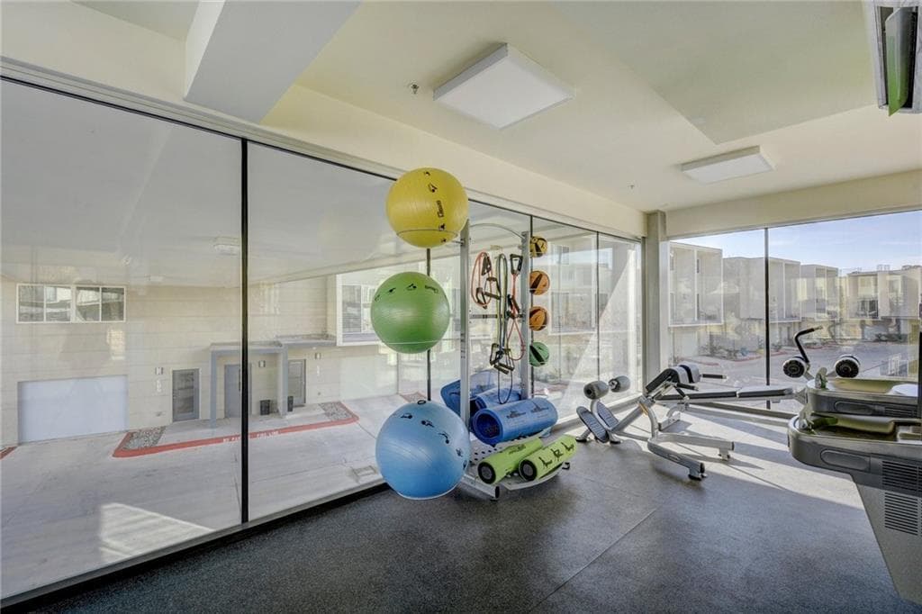 Austin Condo: 604 N. Bluff Dr. Unit 153