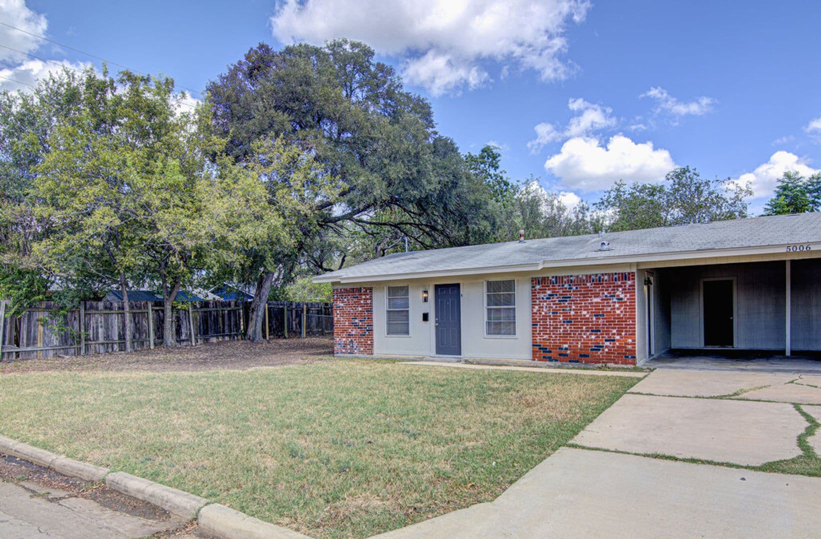Austin Apartment: 5006 Brighton Rd