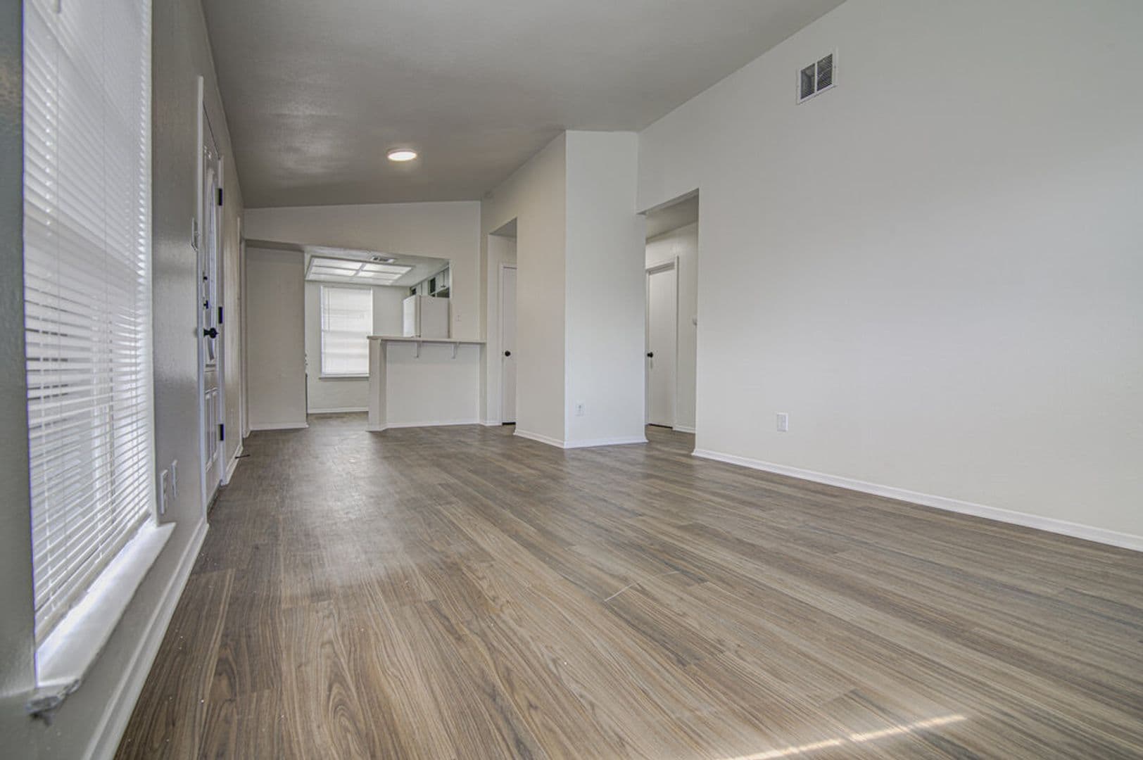 Round Rock Apartment: 426 Chisholm Valley Dr