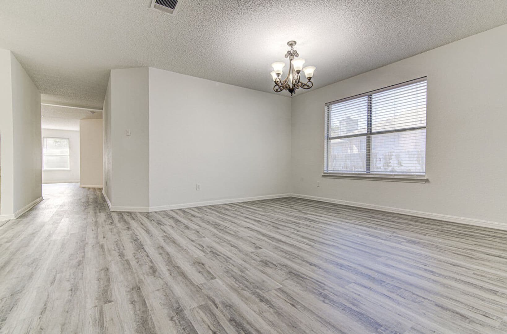 Cedar Park House: 1200 Cedar Hills Blvd