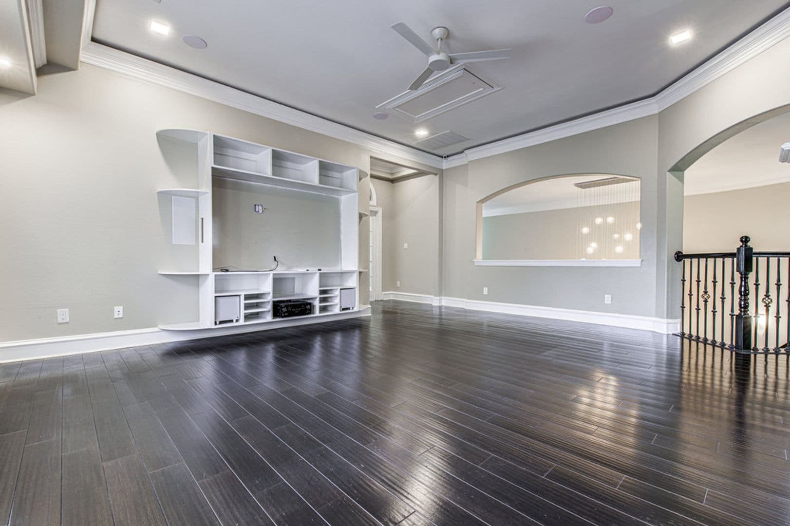 Austin House: 1917 Lakecliff Hills Ln