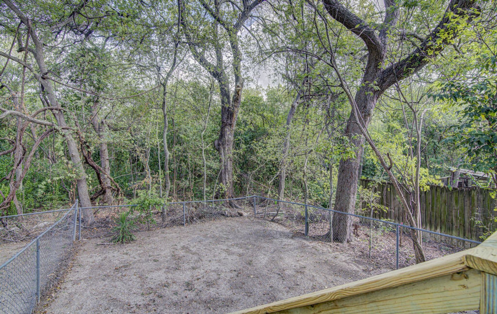 Austin Apartment: 404 W Dittmar Rd
