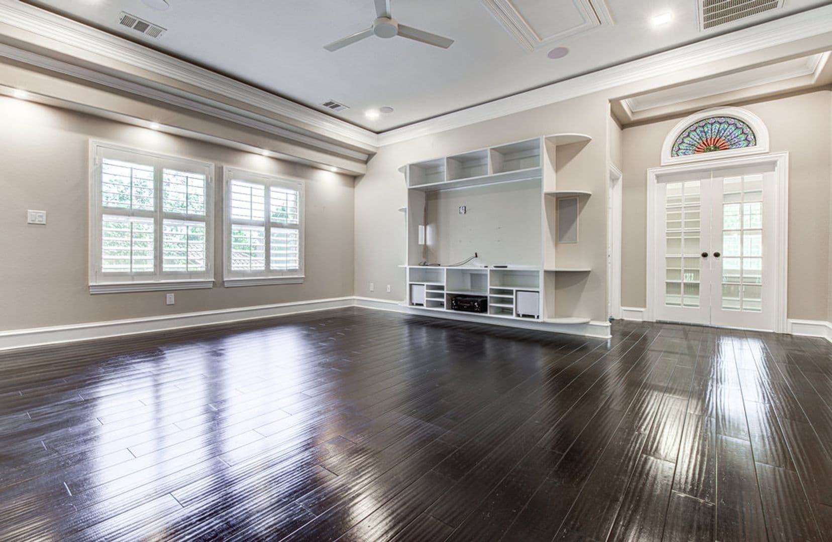 Austin House: 1917 Lakecliff Hills Ln
