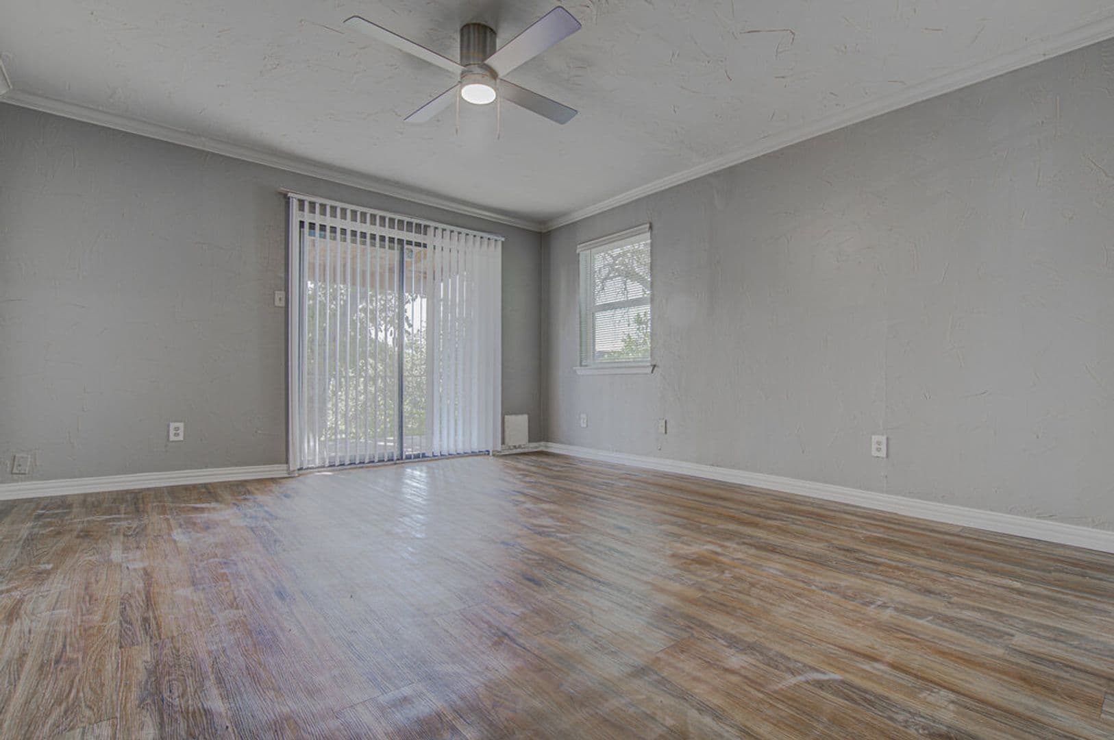 Austin Apartment: 1807 Briar Hill Dr